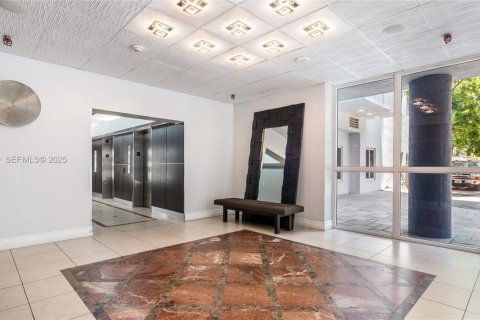 Copropriété à louer à Miami, Floride: 1 chambre, 53.42 m2 № 1983062 - photo 23