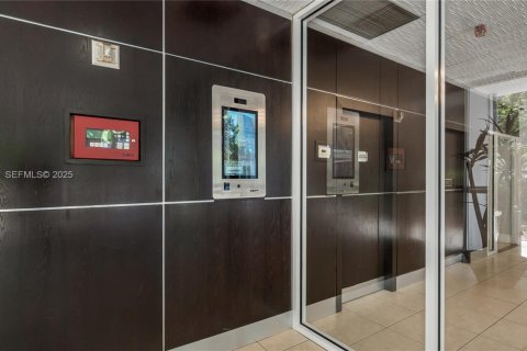 Copropriété à louer à Miami, Floride: 1 chambre, 53.42 m2 № 1983062 - photo 22