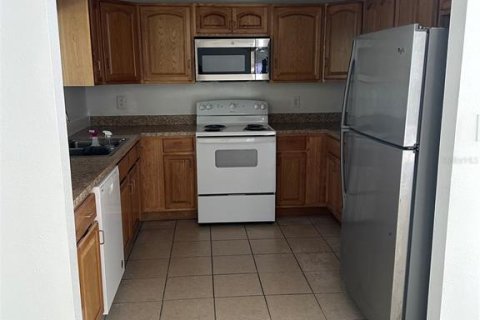 Casa en venta en Lake Wales, Florida, 5 dormitorios, 173.17 m2 № 1916291 - foto 5