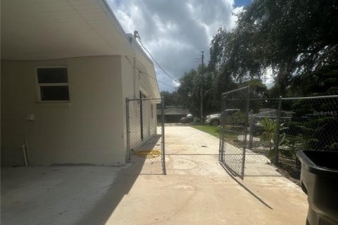 Casa en venta en Lake Wales, Florida, 5 dormitorios, 173.17 m2 № 1916291 - foto 24