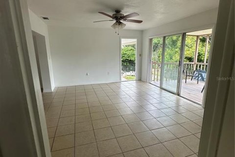 Casa en venta en Lake Wales, Florida, 5 dormitorios, 173.17 m2 № 1916291 - foto 15