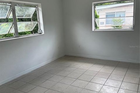 Casa en venta en Lake Wales, Florida, 5 dormitorios, 173.17 m2 № 1916291 - foto 10