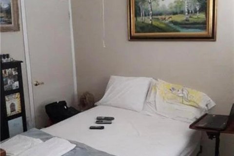 Condo in Lauderhill, Florida, 2 bedrooms № 2177036 - photo 5