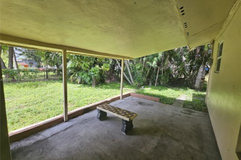 Casa en venta en Lauderhill, Florida, 4 dormitorios, 101.45 m2 № 1120849 - foto 19