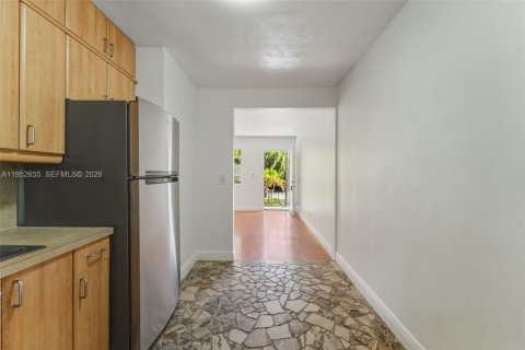 Copropriété à louer à Miami, Floride: 33.44 m2 № 2010851 - photo 7