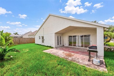 Villa ou maison à vendre à Palmetto, Floride: 3 chambres, 136.75 m2 № 2356637 - photo 19