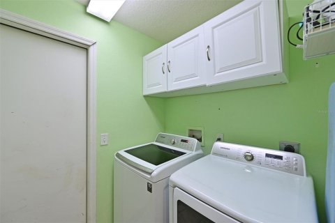 Villa ou maison à vendre à Palmetto, Floride: 3 chambres, 136.75 m2 № 2356637 - photo 18