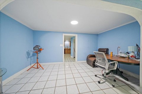 Villa ou maison à vendre à Tampa, Floride: 4 chambres, 151.8 m2 № 2419702 - photo 5