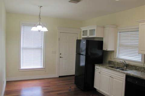 Casa en alquiler en Tampa, Florida, 3 dormitorios, 124.86 m2 № 1906089 - foto 3
