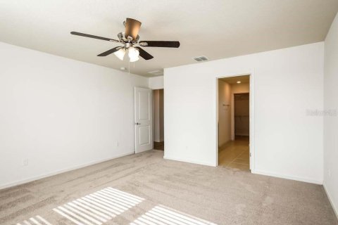 Villa ou maison à louer à Kissimmee, Floride: 5 chambres, 242.94 m2 № 1904196 - photo 11