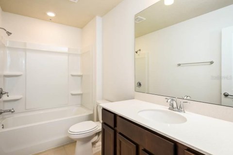 Villa ou maison à louer à Kissimmee, Floride: 5 chambres, 242.94 m2 № 1904196 - photo 16