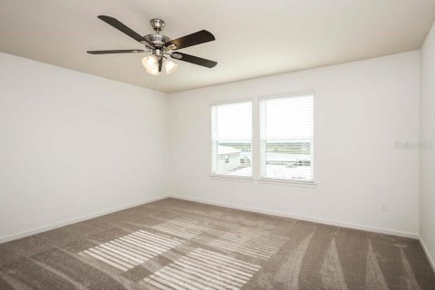 Villa ou maison à louer à Kissimmee, Floride: 5 chambres, 242.94 m2 № 1904196 - photo 12