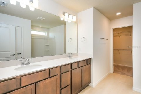 Villa ou maison à louer à Kissimmee, Floride: 5 chambres, 242.94 m2 № 1904196 - photo 15