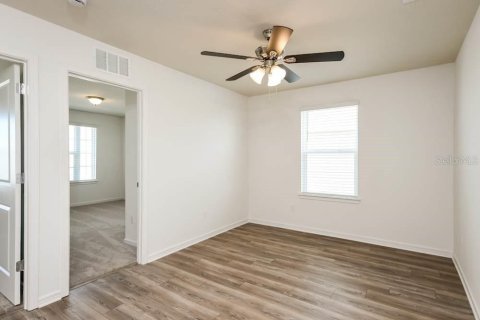 Villa ou maison à louer à Kissimmee, Floride: 5 chambres, 242.94 m2 № 1904196 - photo 10