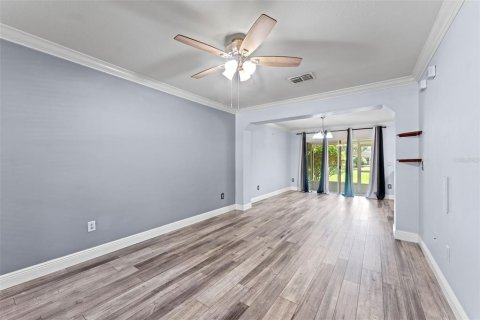 Townhouse in Valrico, Florida 2 bedrooms, 135.73 sq.m. № 1899188 - photo 7