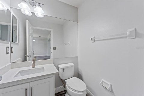 Townhouse in Valrico, Florida 2 bedrooms, 135.73 sq.m. № 1899188 - photo 13