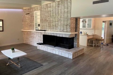 Casa en alquiler en Gainesville, Florida, 3 dormitorios, 208.29 m2 № 1915196 - foto 7