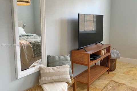 Condominio en alquiler en Aventura, Florida, 3 dormitorios, 122.63 m2 № 1992981 - foto 13