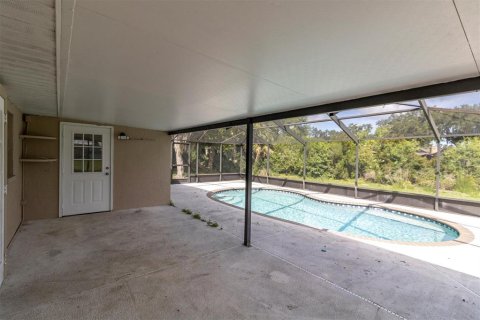 House in Spring Hill, Florida 3 bedrooms, 246.01 sq.m. № 1808739 - photo 17