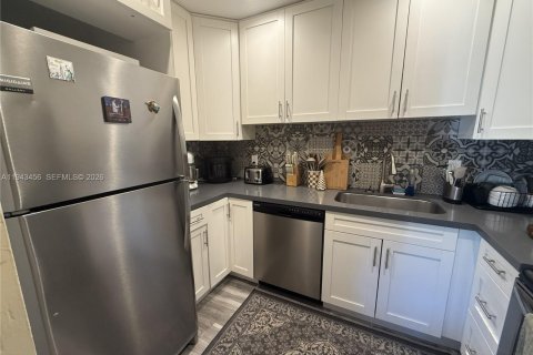 Condominio en venta en Miami, Florida, 2 dormitorios, 78.04 m2 № 2088773 - foto 4