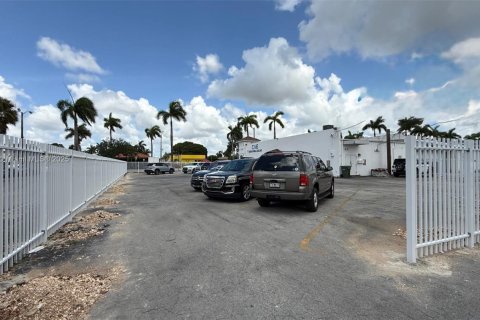 Commercial property in Homestead, Florida № 1775901 - photo 5