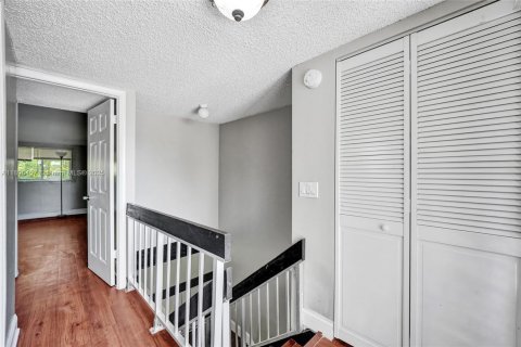 Copropriété à vendre à Coral Springs, Floride: 2 chambres, 125.42 m2 № 1948147 - photo 28