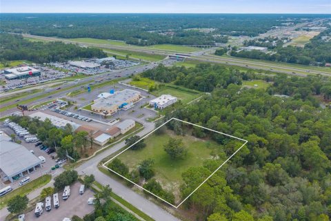 Terreno en venta en Brooksville, Florida № 1917312 - foto 1