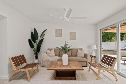 House in Bradenton, Florida 4 bedrooms, 164.44 sq.m. № 1625787 - photo 16