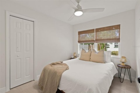 House in Bradenton, Florida 4 bedrooms, 164.44 sq.m. № 1625787 - photo 30