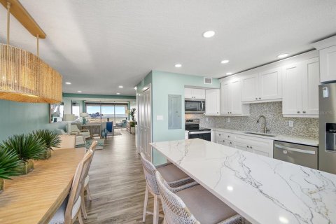 Condo in Clearwater, Florida, 3 bedrooms  № 1554644 - photo 7