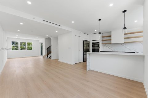 Touwnhouse à louer à Fort Lauderdale, Floride: 3 chambres № 2070949 - photo 16