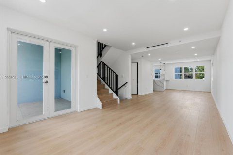 Touwnhouse à louer à Fort Lauderdale, Floride: 3 chambres № 2070949 - photo 11