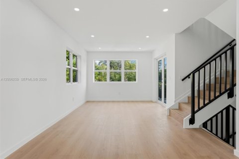 Touwnhouse à louer à Fort Lauderdale, Floride: 3 chambres № 2070949 - photo 10