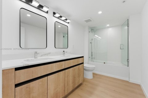 Touwnhouse à louer à Fort Lauderdale, Floride: 3 chambres № 2070949 - photo 25