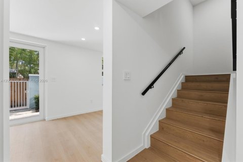 Touwnhouse à louer à Fort Lauderdale, Floride: 3 chambres № 2070949 - photo 8