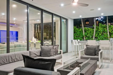 Villa ou maison à louer à Fort Lauderdale, Floride: 5 chambres, 562.8 m2 № 2194487 - photo 5
