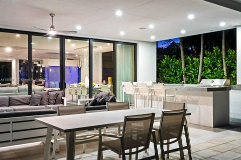 Villa ou maison à louer à Fort Lauderdale, Floride: 5 chambres, 562.8 m2 № 2194487 - photo 4