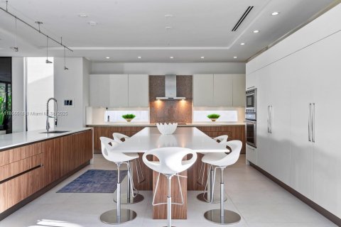 Villa ou maison à louer à Fort Lauderdale, Floride: 5 chambres, 562.8 m2 № 2194487 - photo 18
