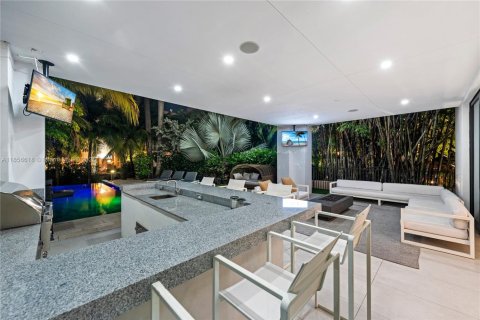 Villa ou maison à louer à Fort Lauderdale, Floride: 5 chambres, 562.8 m2 № 2194487 - photo 6