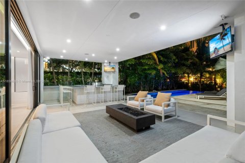 Villa ou maison à louer à Fort Lauderdale, Floride: 5 chambres, 562.8 m2 № 2194487 - photo 8