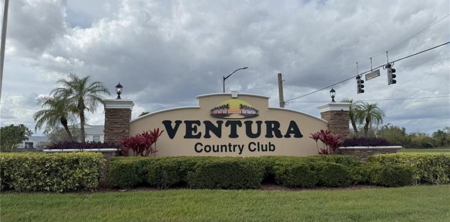 Condominio en Orlando, Florida, 2 dormitorios  № 1593246