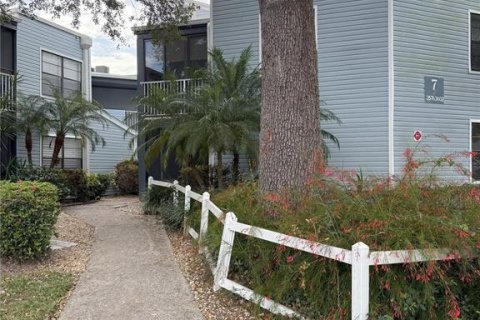 Condominio en venta en Orlando, Florida, 2 dormitorios, 76.18 m2 № 1593246 - foto 3