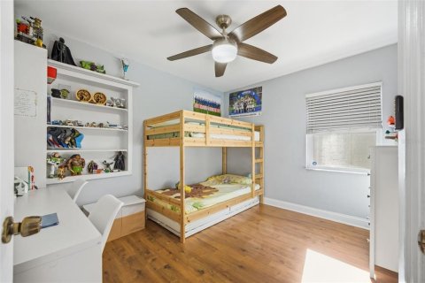 Villa ou maison à louer à Tampa, Floride: 3 chambres, 151.24 m2 № 2148724 - photo 17
