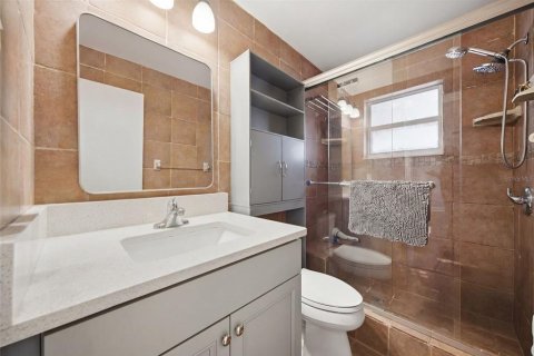 Villa ou maison à louer à Tampa, Floride: 3 chambres, 151.24 m2 № 2148724 - photo 21
