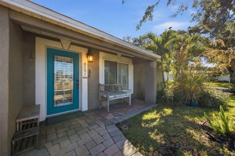 Villa ou maison à louer à Tampa, Floride: 3 chambres, 151.24 m2 № 2148724 - photo 2