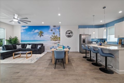 Touwnhouse à louer à Largo, Floride: 3 chambres, 224.82 m2 № 2234530 - photo 10