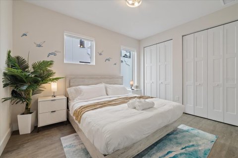 Touwnhouse à louer à Largo, Floride: 3 chambres, 224.82 m2 № 2234530 - photo 24