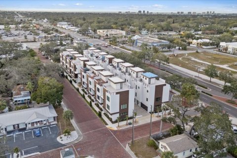 Touwnhouse à louer à Largo, Floride: 3 chambres, 224.82 m2 № 2234530 - photo 4