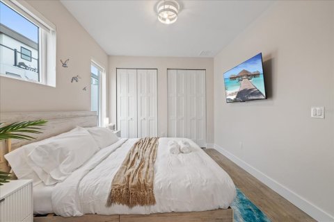 Touwnhouse à louer à Largo, Floride: 3 chambres, 224.82 m2 № 2234530 - photo 27