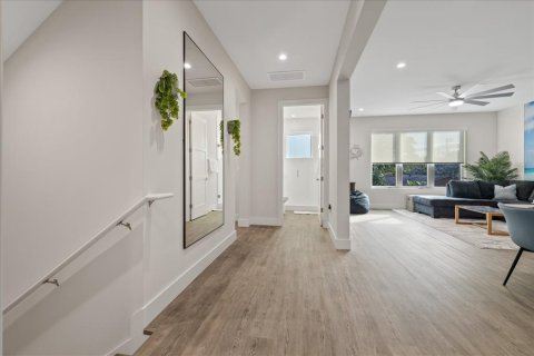 Touwnhouse à louer à Largo, Floride: 3 chambres, 224.82 m2 № 2234530 - photo 9